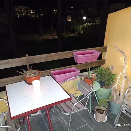 Studio Au Cap D'Agde Dans Les Pinedes Exterior foto